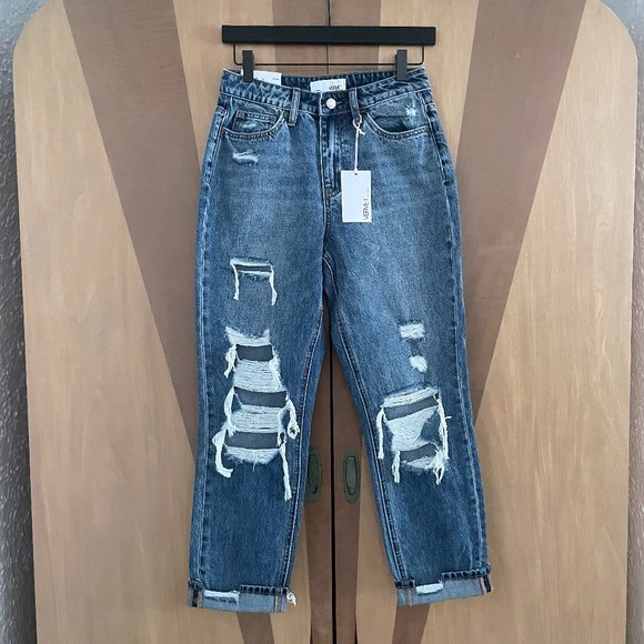 Distressed High Rise Mom Jeans Slim Fit | Vervet - Picture 2 of 6